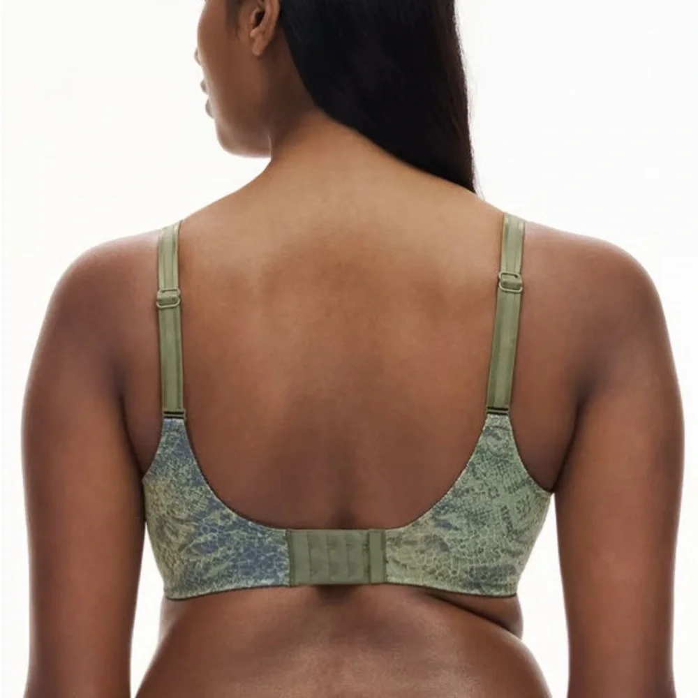 CHANTELLE C Magnifique Seamless Unlined Minimizer - Python Print Size Size 40D - Picture 3 of 7